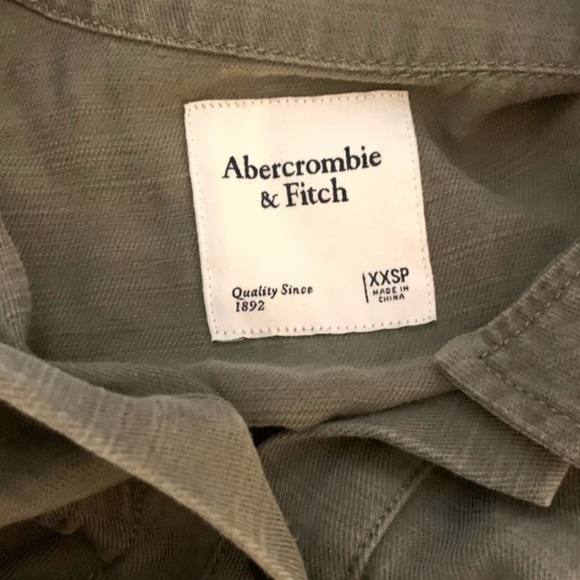 ABERCROMBIE & FINCH Green Utility Jumpsuit with Belted Waist - Picture 5 of 5